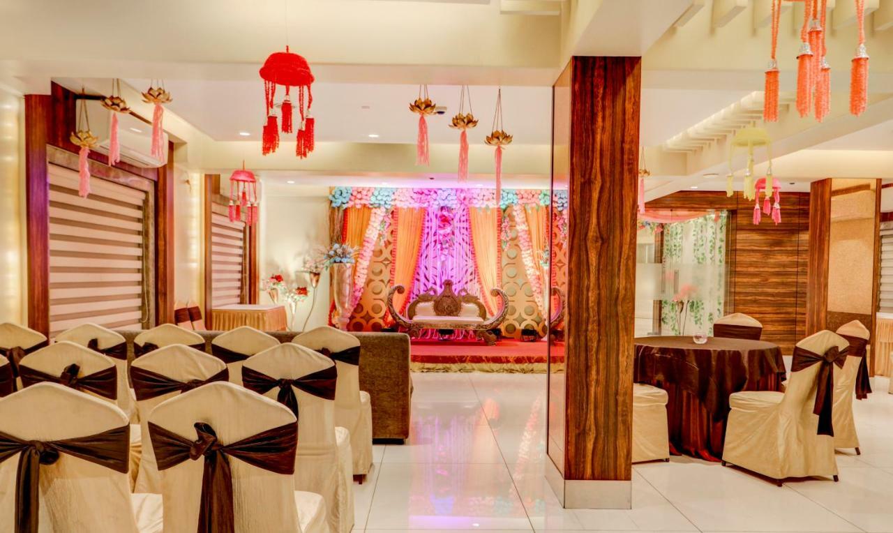 Treebo Radhe Palace Калькутта Экстерьер фото